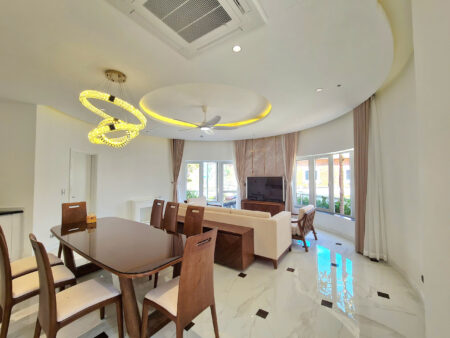 Khách sạn Mường Thanh Grand Cửa Lò